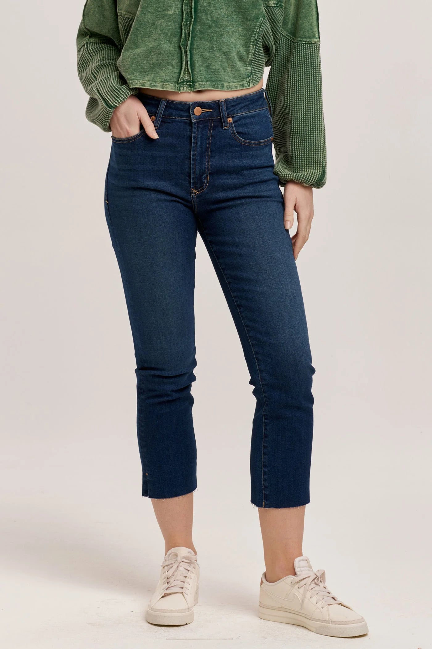 Dear John Frankie High Rise Cropped Jeans in Binz