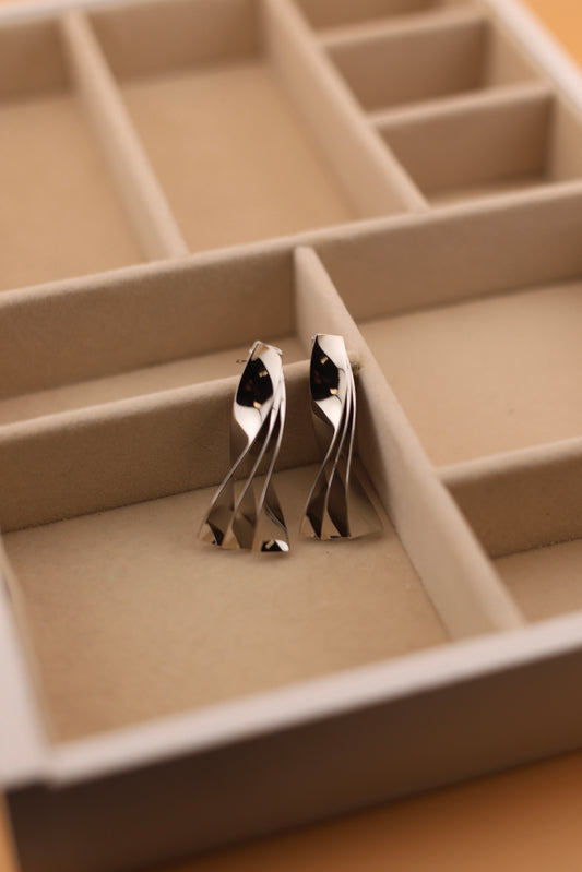 The Sorrento Twist Drops