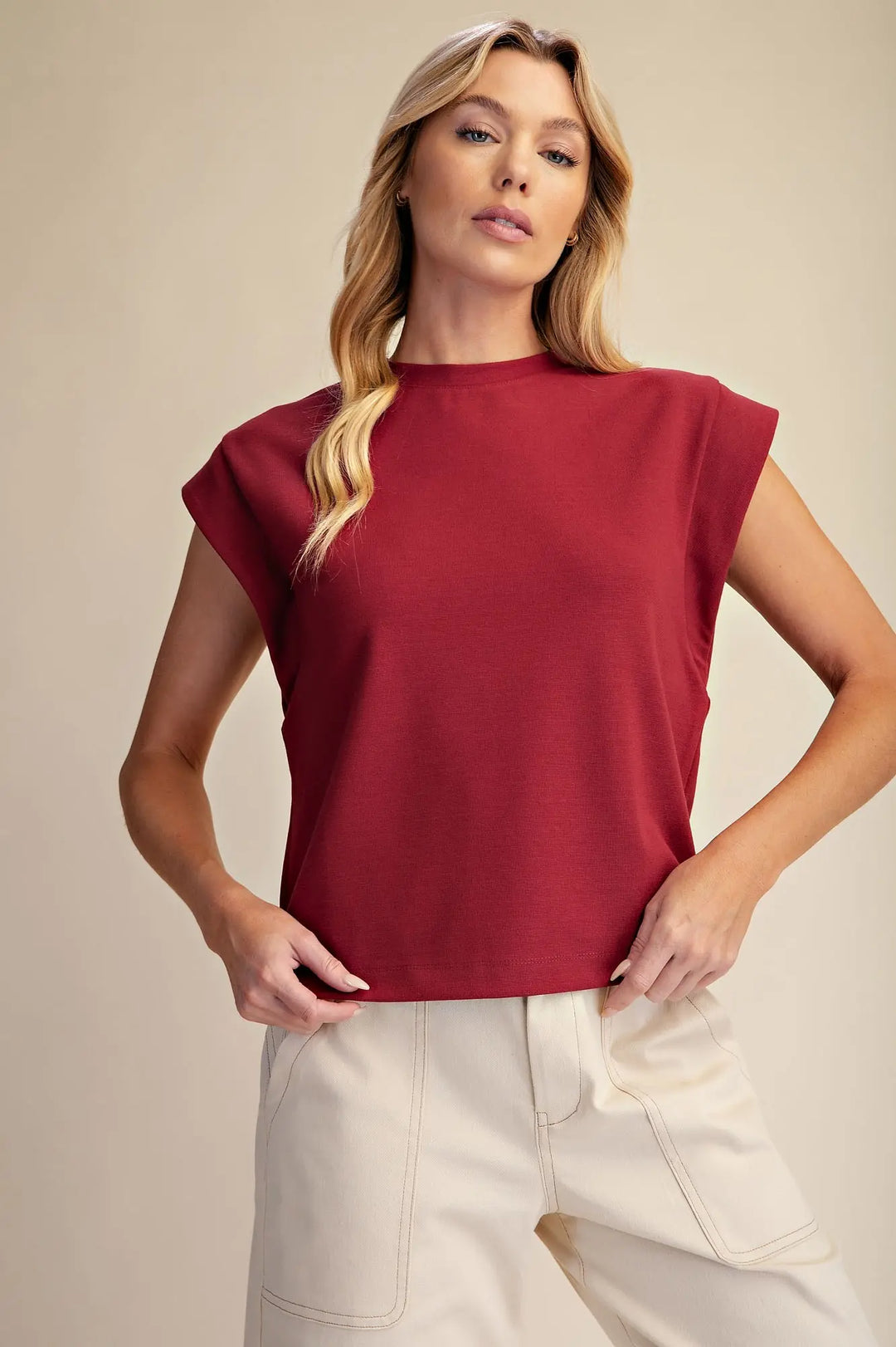 The Polished Essential Shoulder Top – Burgundy