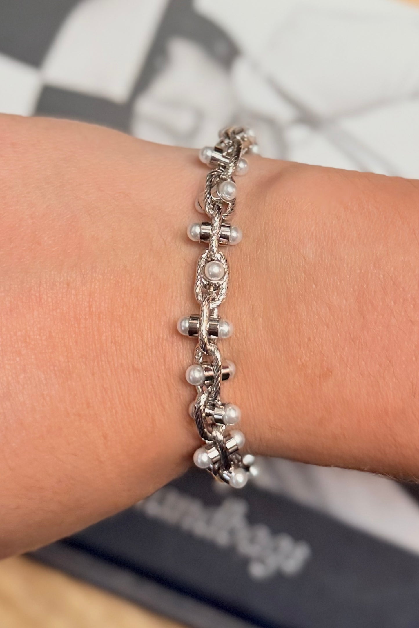 The Monroe Pearl Bracelet