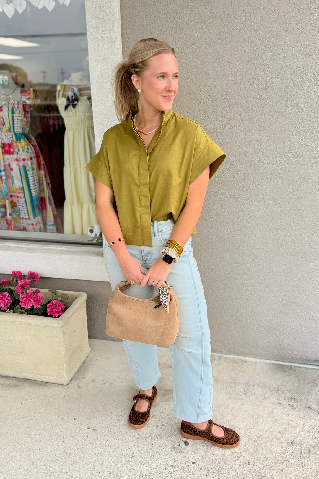 The Harper Linen Top - Olive