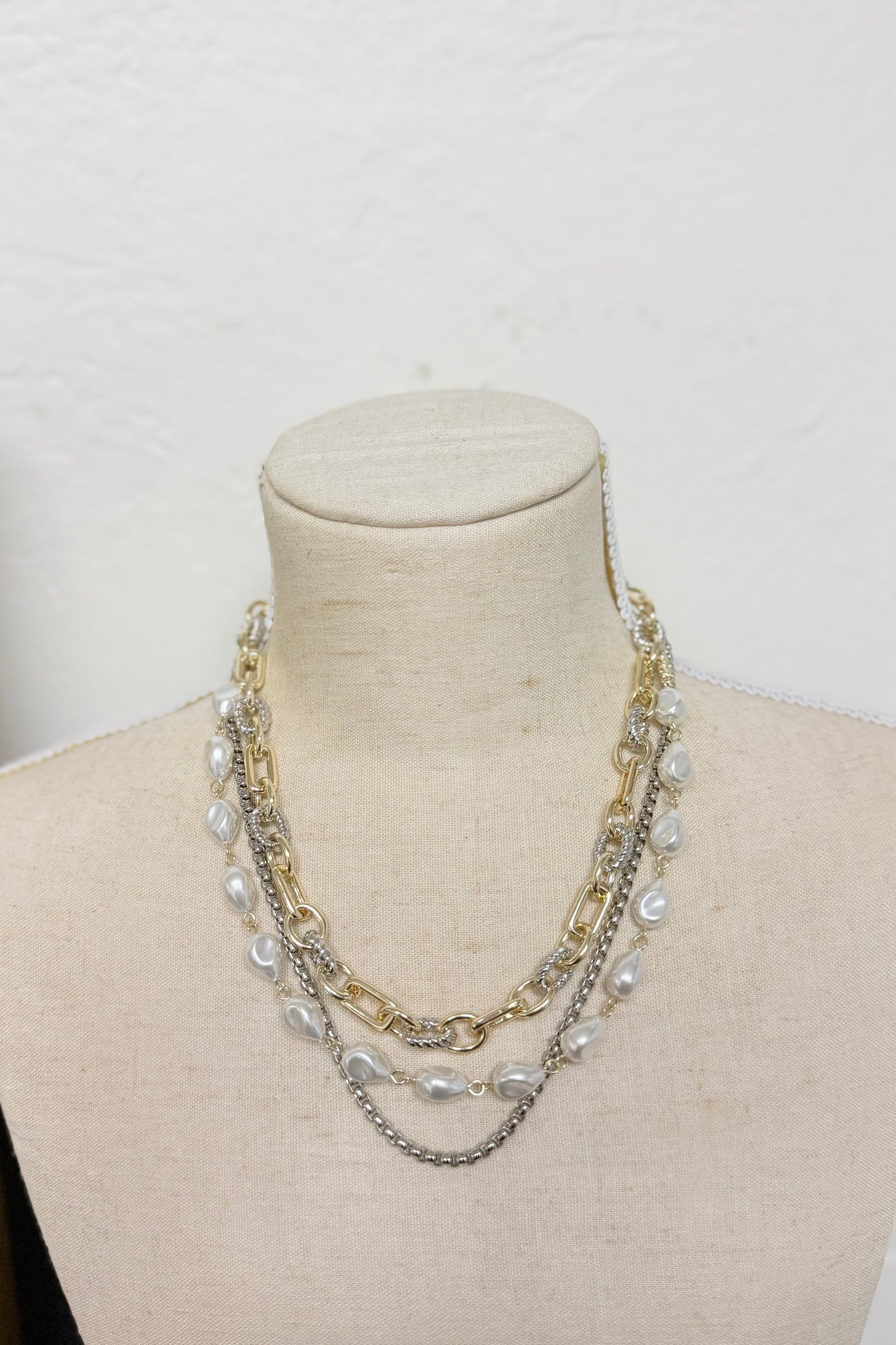 The Vivienne Pearl Chain Necklace