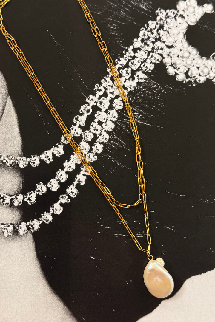 The Pretty in Pearl Layered Necklace