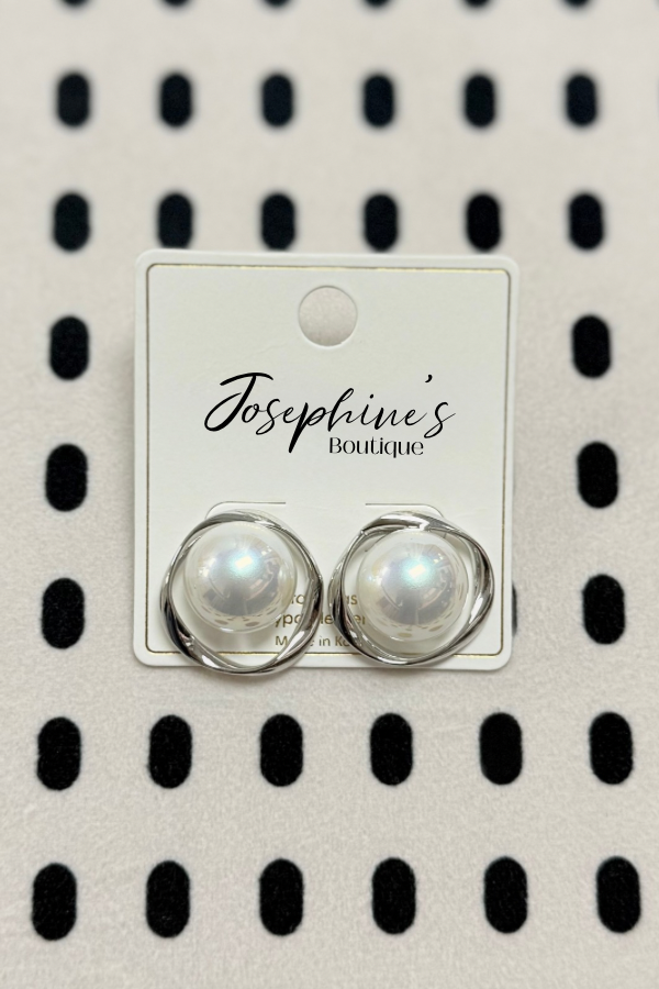 14K Classic Pearl Twist Studs