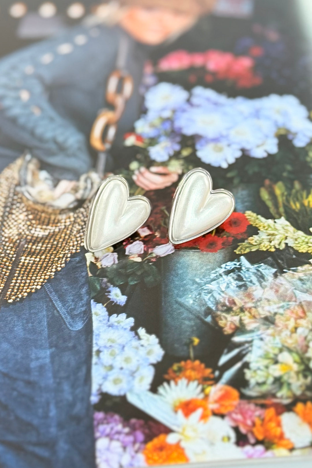 14K Dipped Pearl Heart Studs