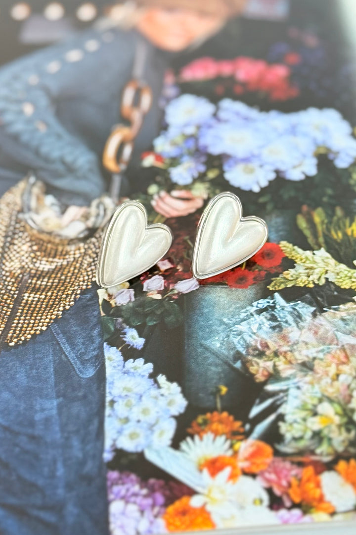 14K Dipped Pearl Heart Studs