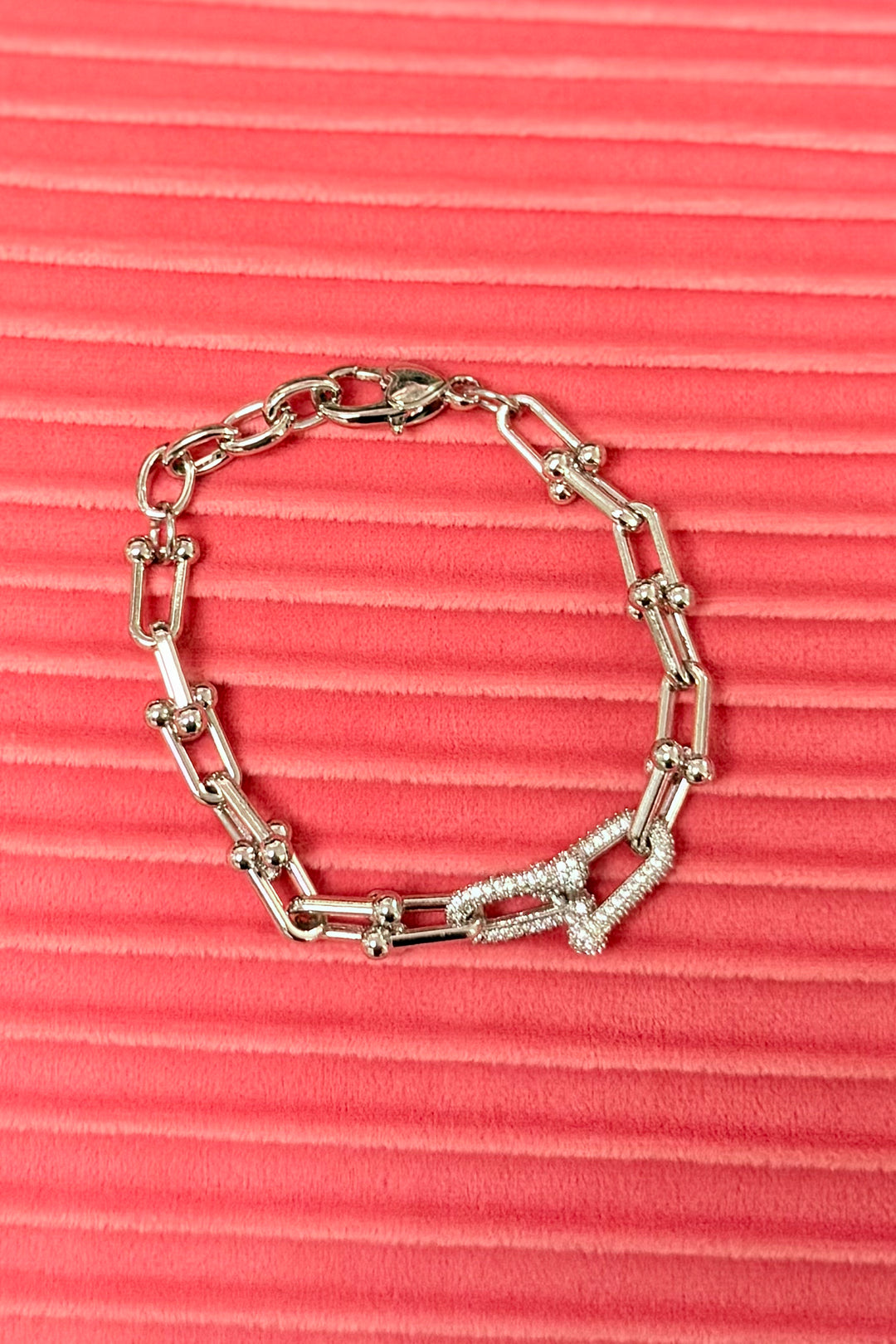 The Silver Manhattan Link