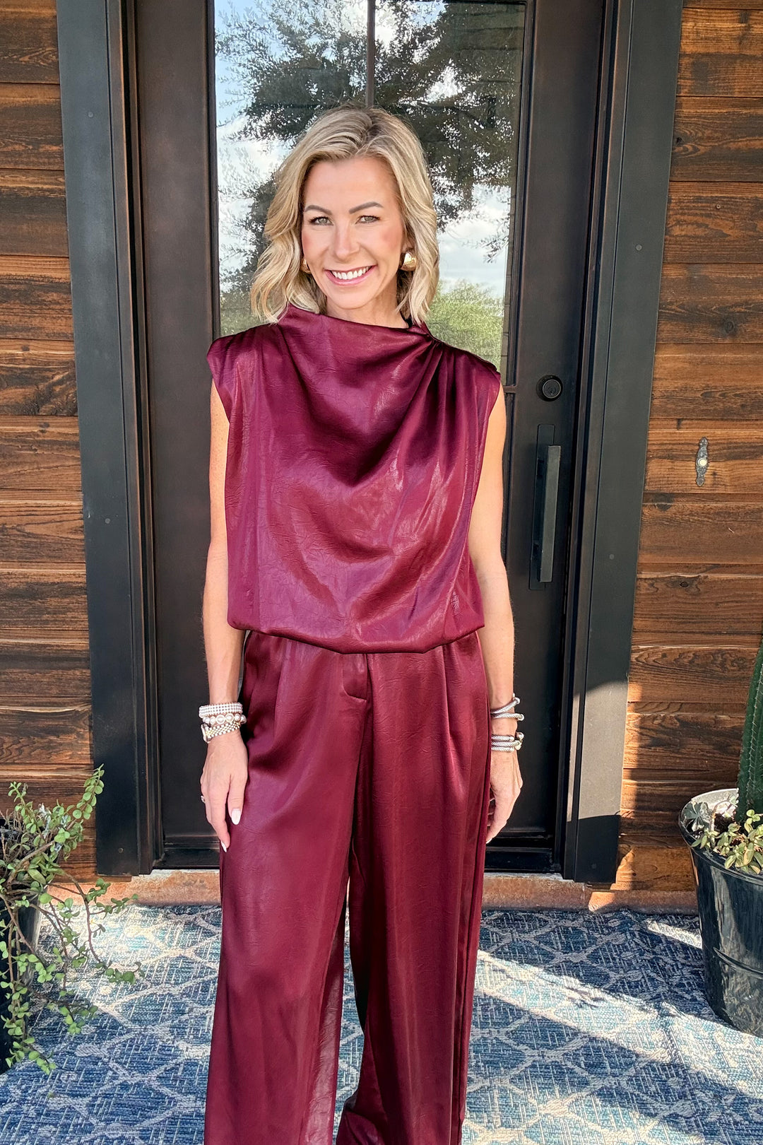 The After Hours Mock Neck Bubble Top – Burgundy