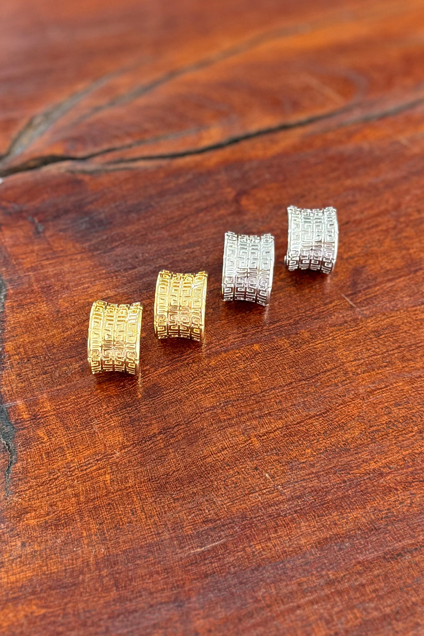 textured gold medium hoop earring