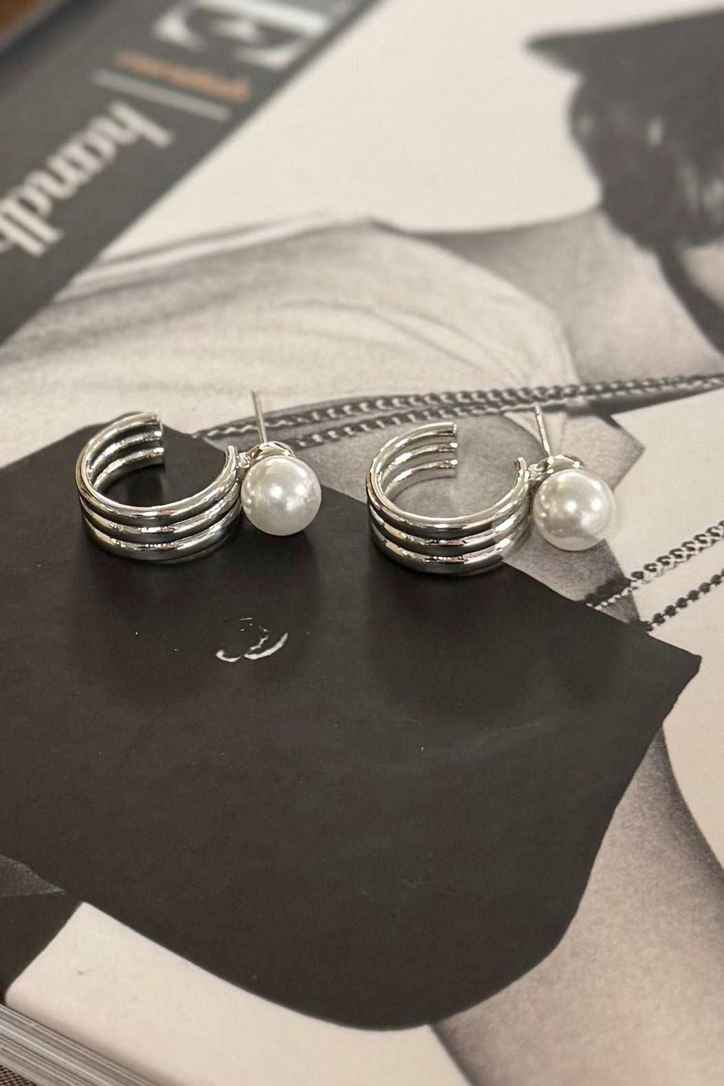 14K Dipped Hoop Pearl Post