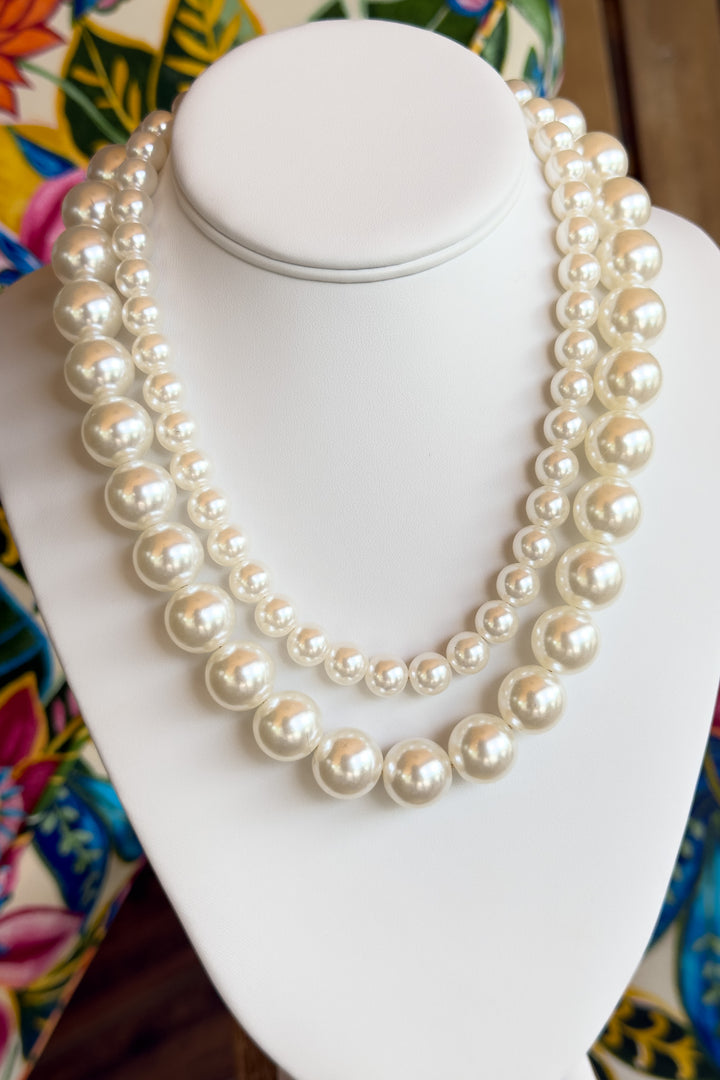 The Ellington Pearl Necklace Set