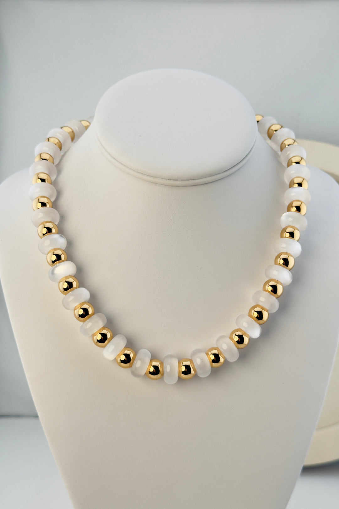 The Emery Moonstone Necklace – Ivory