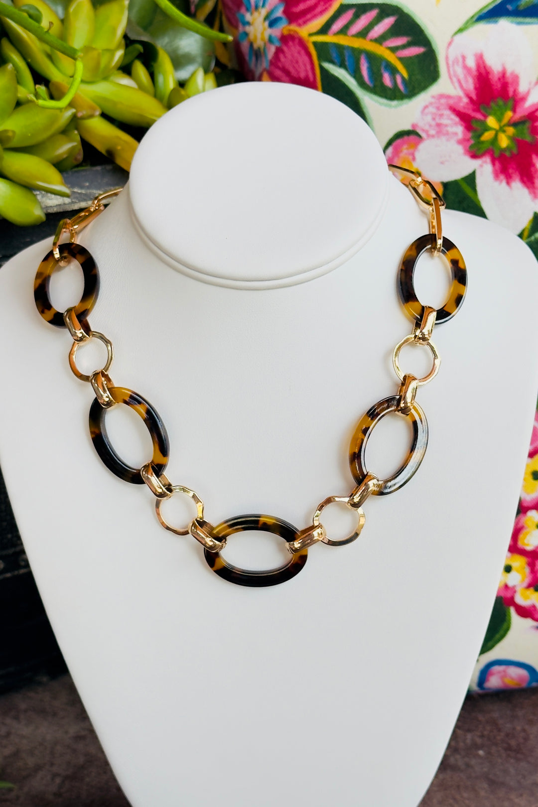 The Harbor Links Necklace – Tortoise
