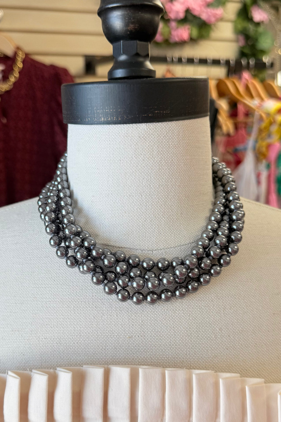 The Margot Pearl Necklace - Charcoal
