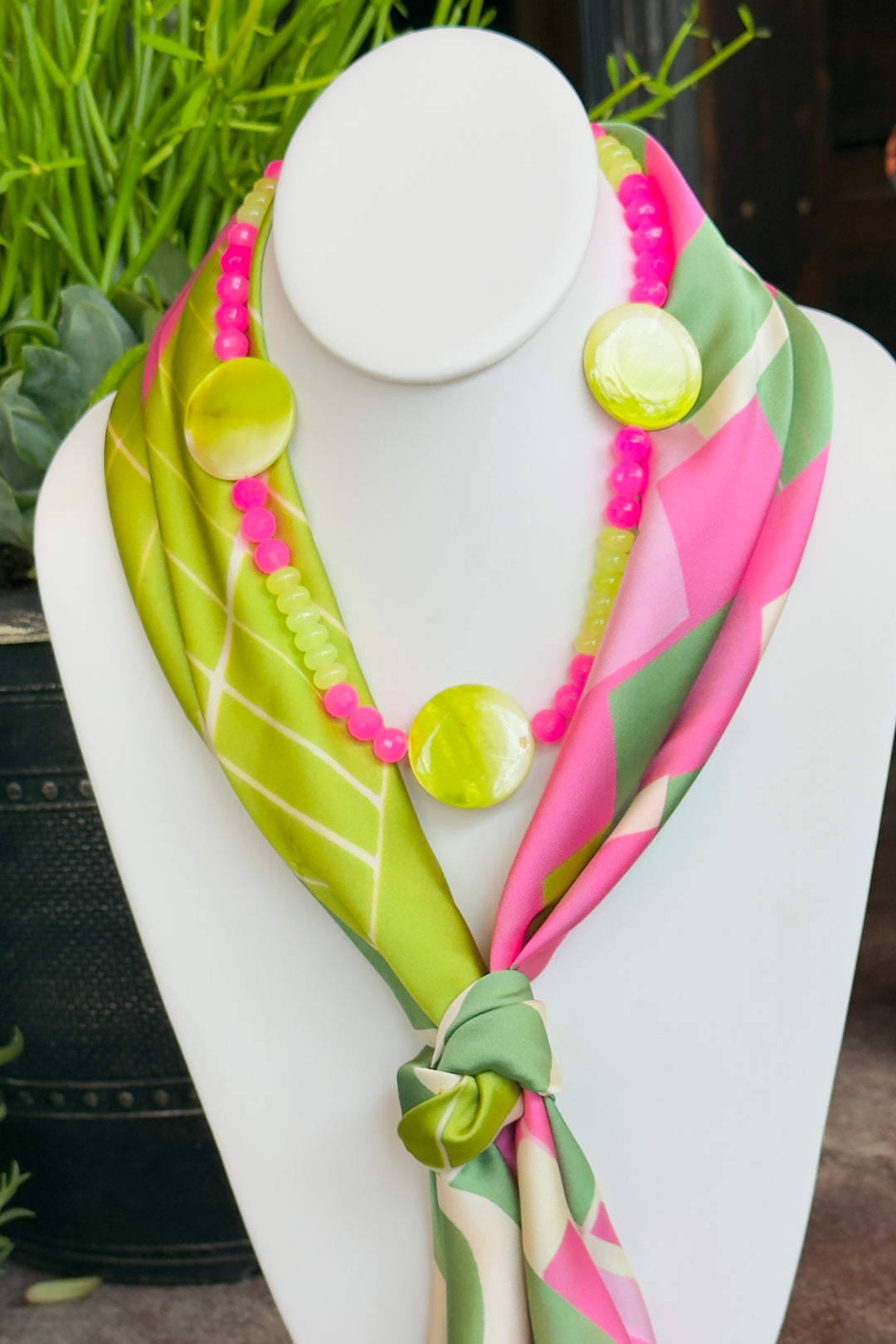 The Palm Springs Beaded Necklace