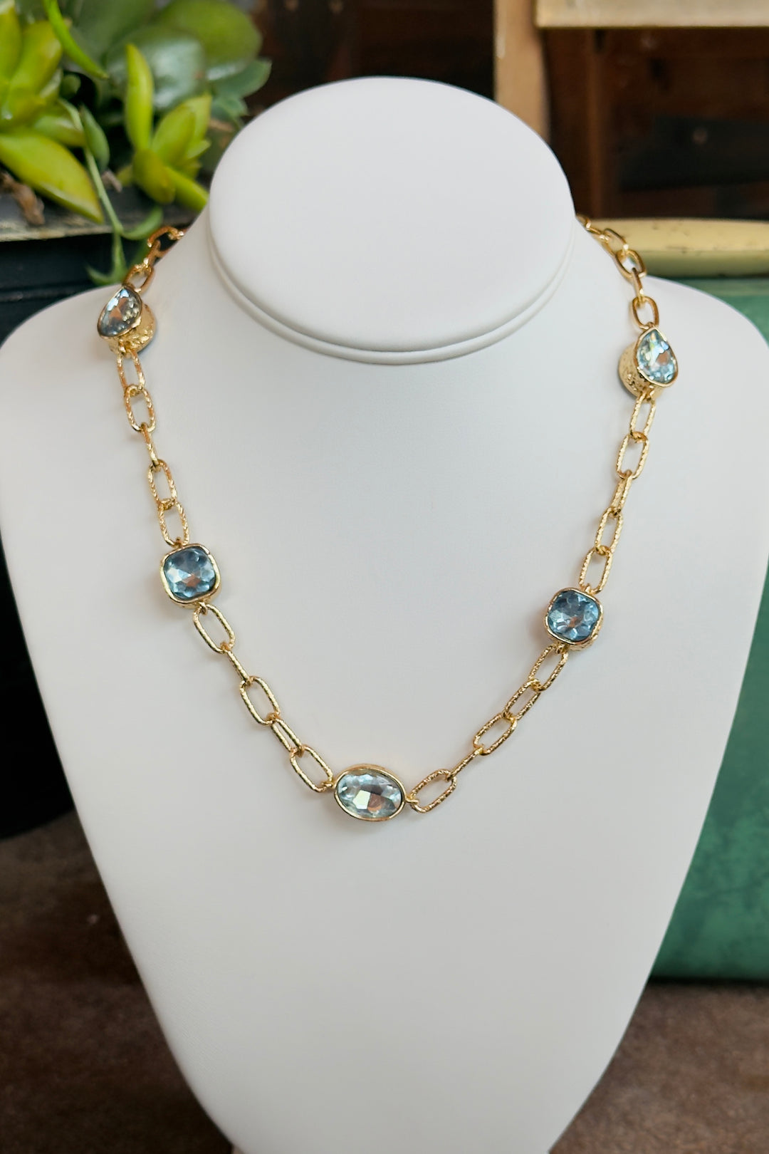 The Harbor Aquamarine Crystal Link Necklace
