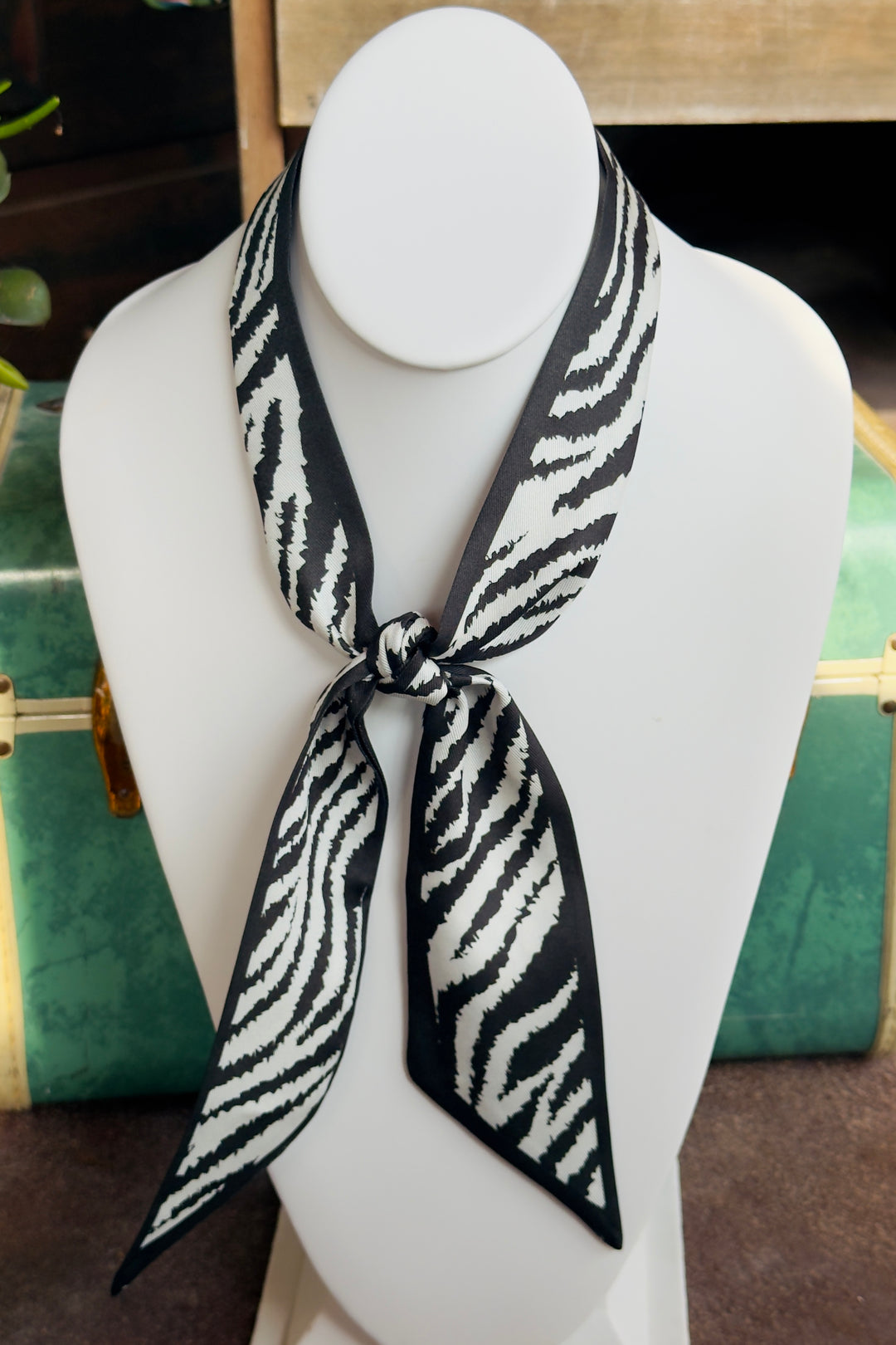 The Savannah Zebra Twilly – Black