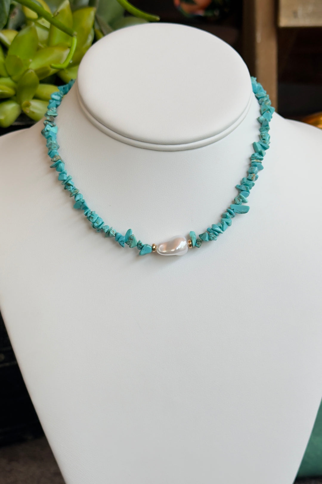 The Coastal Pearl Necklace