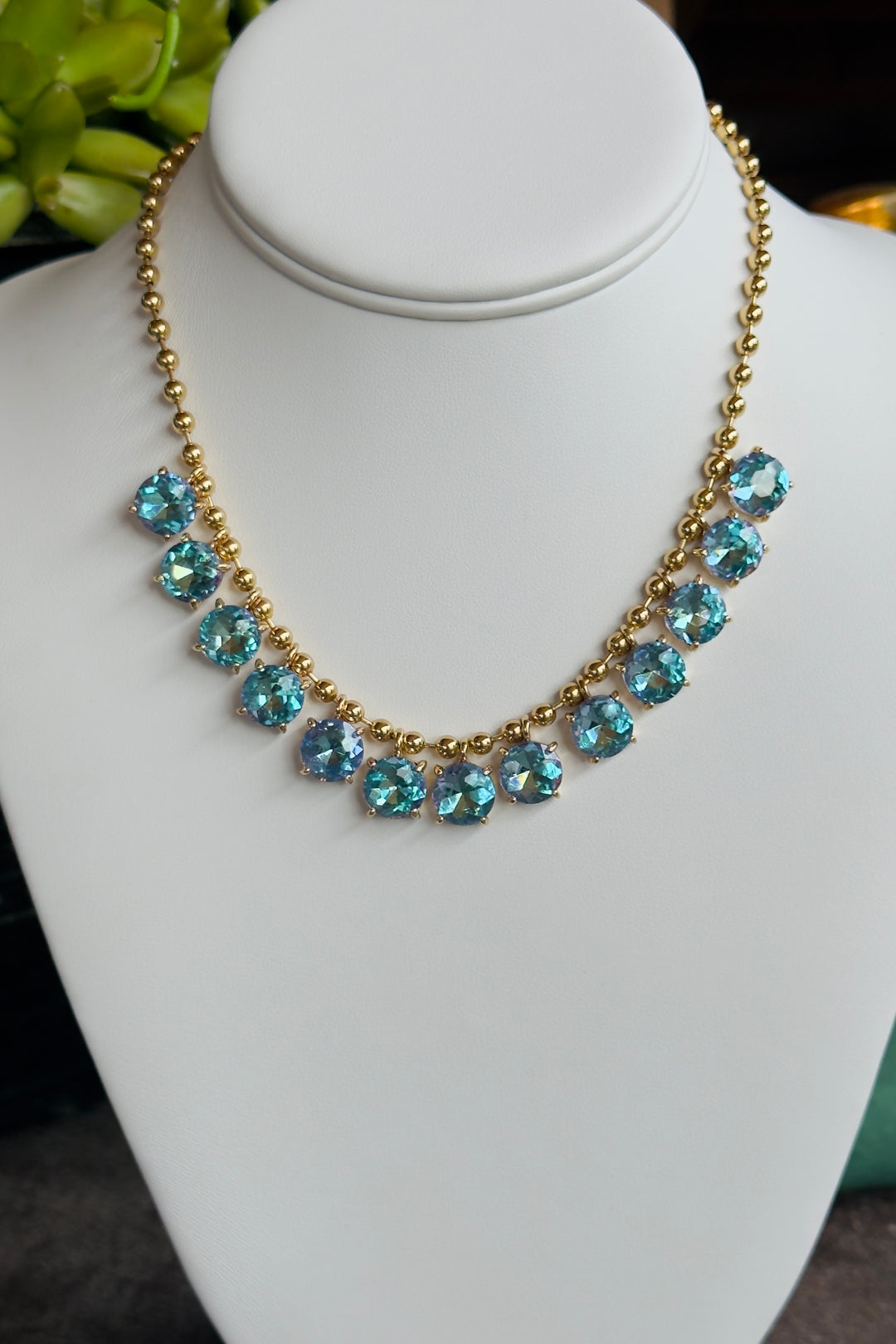 The Cori Crystal Necklace – Periwinkle