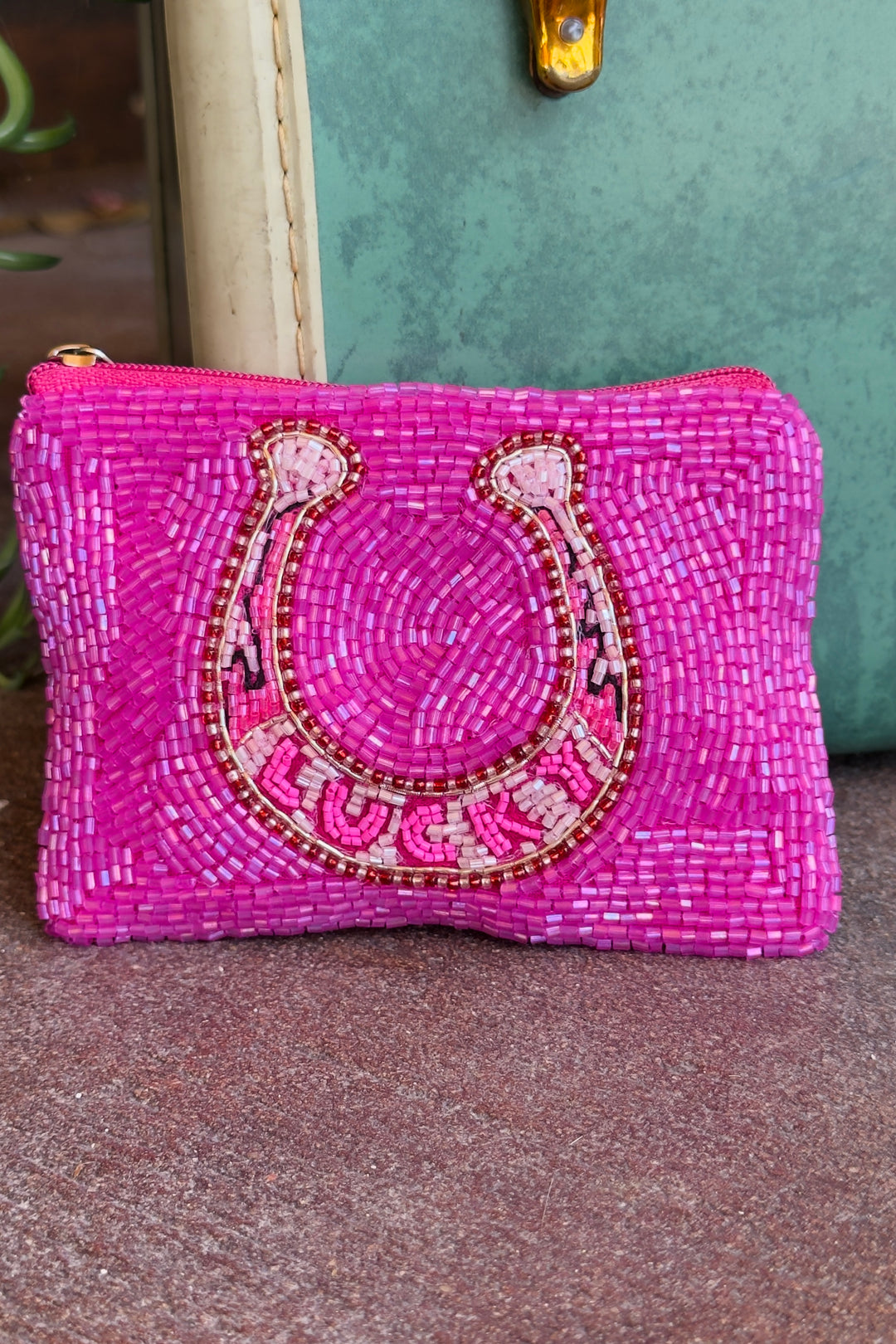 The Lucky Charm Beaded Coin Purse – Pink Horseshoe
