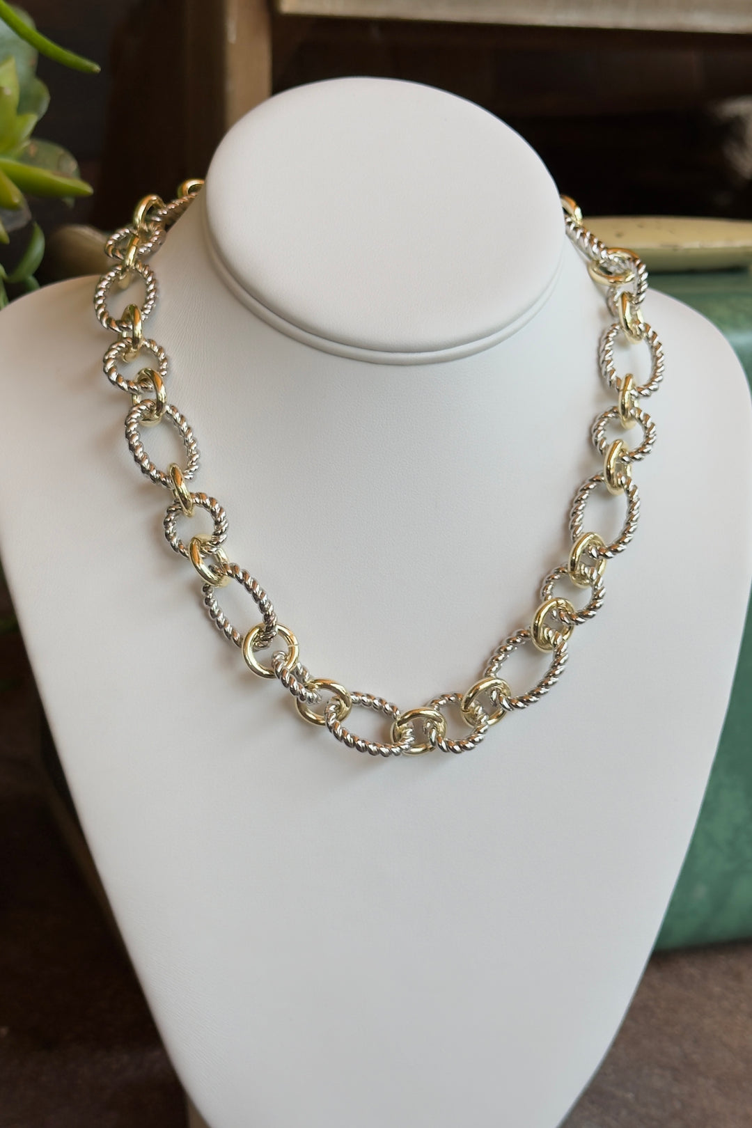 The Marina Link Necklace