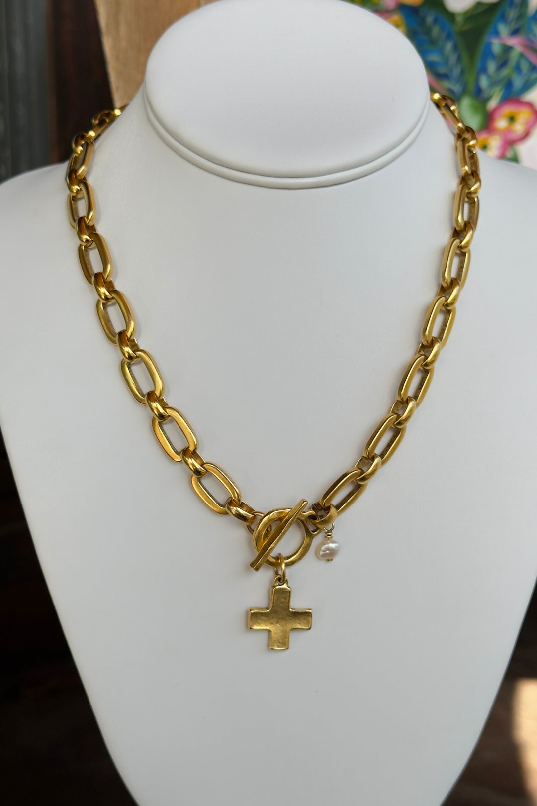 Bar E Everlasting Faith Toggle Necklace