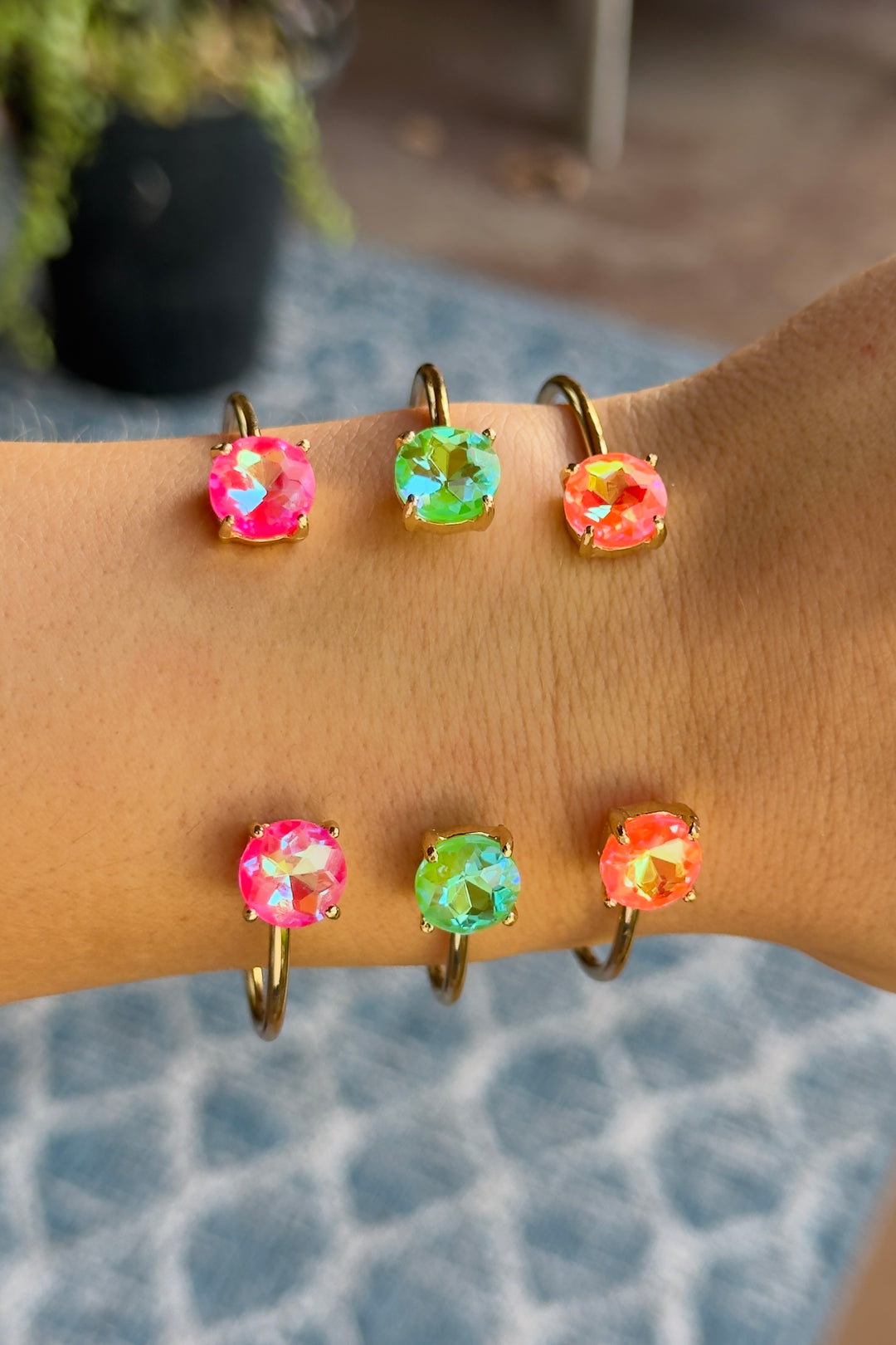 The Solara Cuff Bracelet – Electric Pink