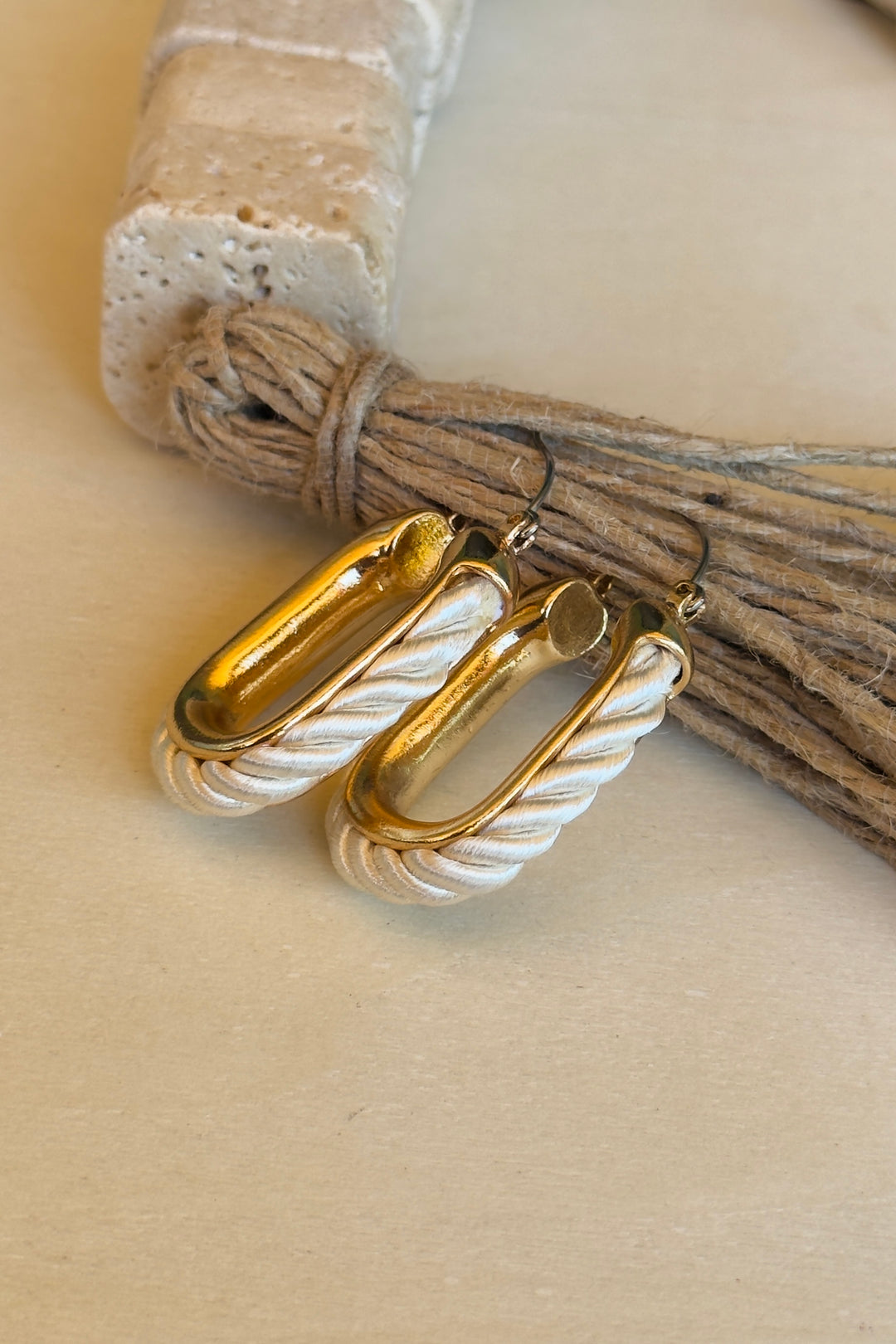 The Harbor Rope Hoop Earrings – Cream